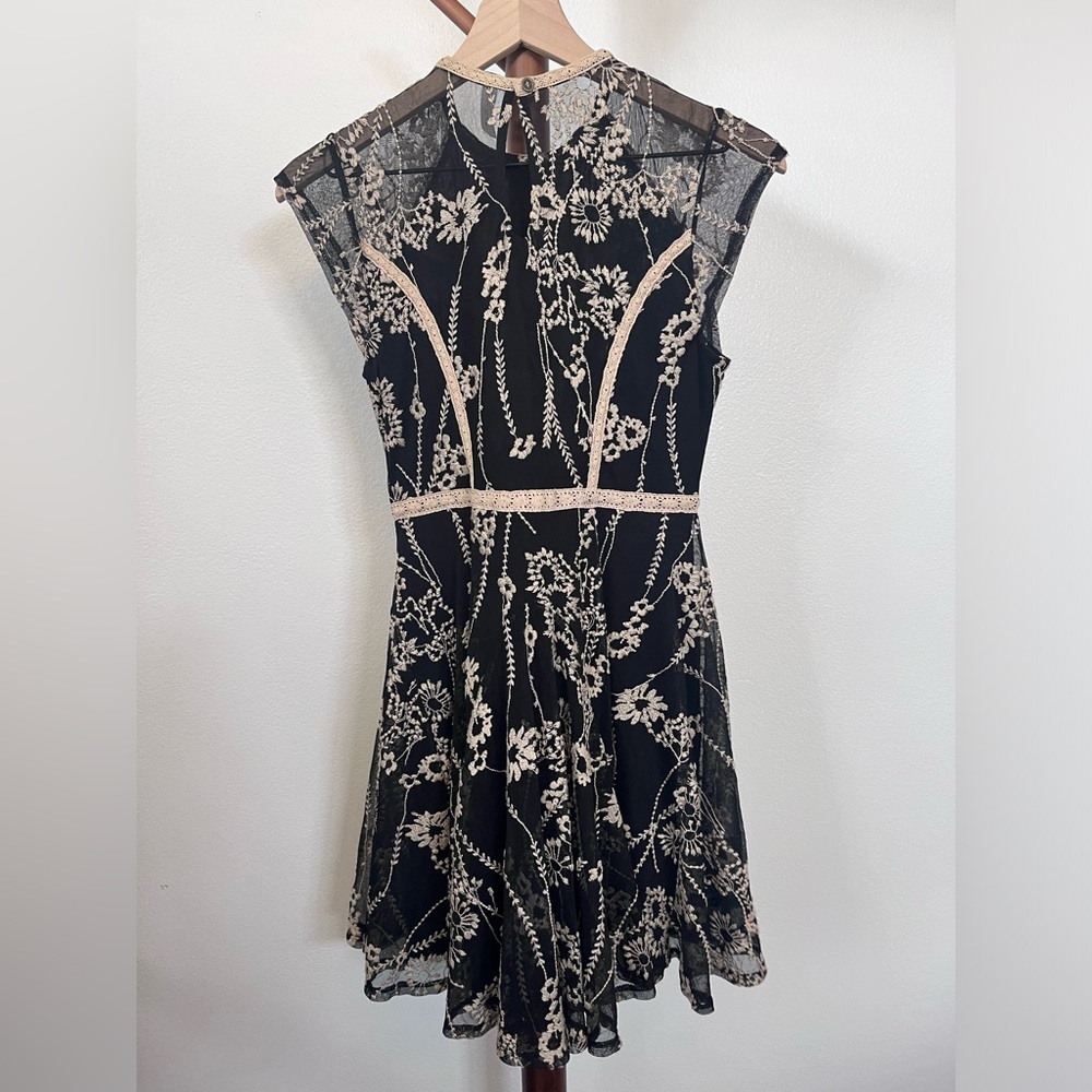 Free People Laurel Embroidered Dress Black LaceTulle Mini Size 4 - Picture 3 of 4